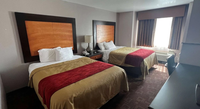 Четырёхместный номер Standard Days Inn by Wyndham Jackson Downtown