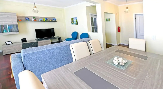 Apartment with 3 Bedrooms in Câmara de Lobos, with Wonderful Sea View, Balcony And Wifi