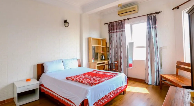 OYO 575 Van Xuan Hotel