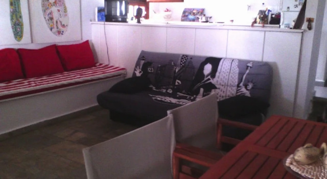 Коттедж c 1 комнатой рядом с пляжем Agrelia House