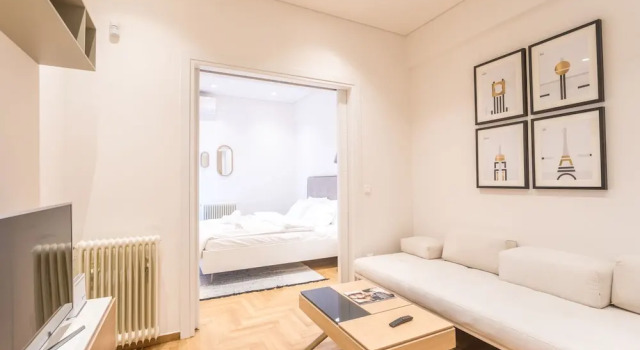 QuietFlat 4th Flr HiEnd 1bdr, Забронировать Отель Отели Афины 3 звезды, рядом с Музей нумизматики, 3*