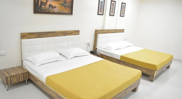 Parkview Residency, Book Hotel Hoteller i Bhuj med pool, Swimmingpool