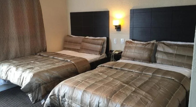 Mayflower Motel, Varaa Motelli Kitchener 