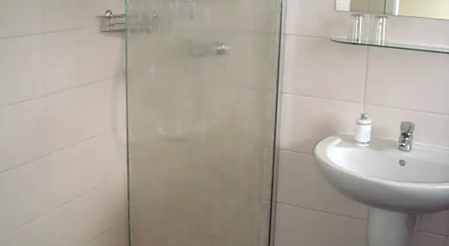 Трёхместный номер Standard Hotel Gasthof Goldener Hahn