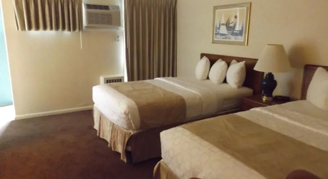 Четырёхместный номер Standard Windjammer Lodge