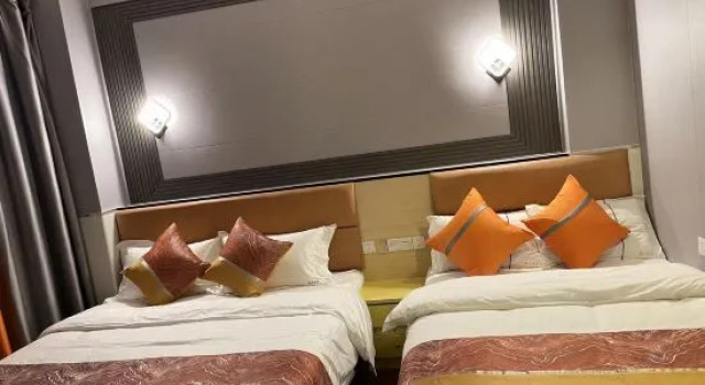 Люкс Deluxe Yaoyu Hotel (Chaoshan High Speed Railway Station)