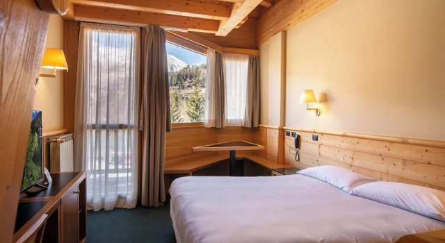 Трёхместные апартаменты Superior с балконом Hotel Garni Pegrà