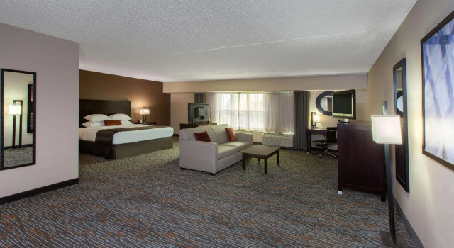 Двухместный люкс Deluxe Wingate by Wyndham Oklahoma City/Airport