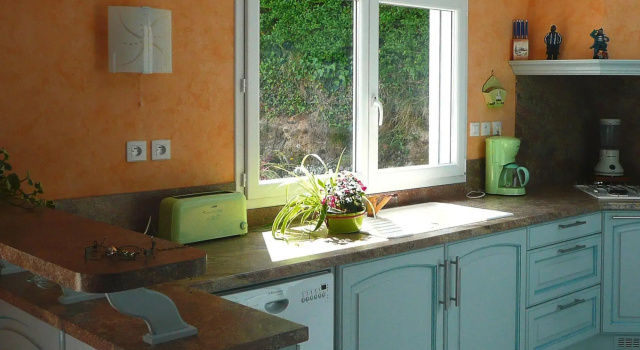 In Locquirec With 3 Bedrooms And 1 Bathrooms, Reserva ahora Hotel  