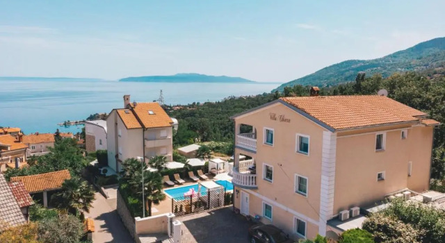 Апартаменты c 1 комнатой с видом на море Apartments Villa Chiara Opatija