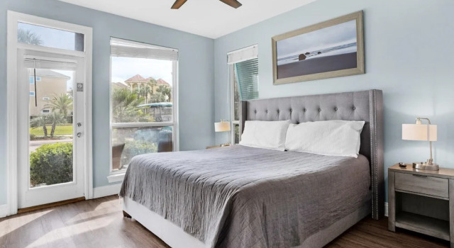 Destiny Beach Villas #20a&b, Varaa Hotelli Hotellit Emerald Coast uima-altaalla, Uima-allas