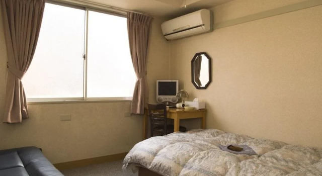 Aoi Hotel