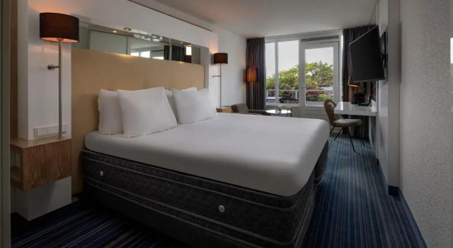 Двухместный номер Standard с балконом WestCord Hotel de Wadden