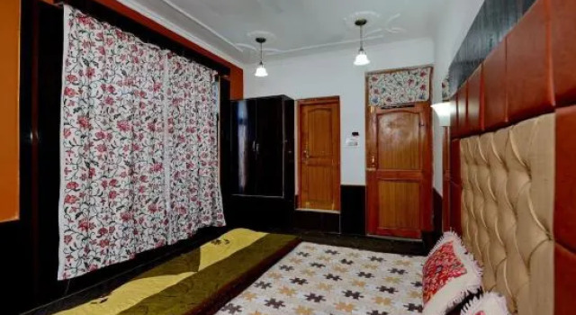Green Kohinoor Resort, Забронировать Курортный отель Отели Джамму и Кашмира с парковкой, Парковка
