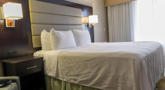 Номер Standard с видом на город Best Western Plus Silverdale Beach Hotel