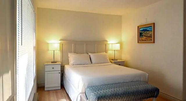 Номер Standard The Village Motel