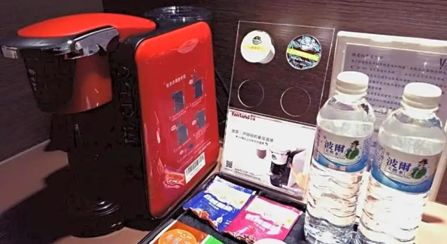 Номер Economy V-one Vogue Hotel