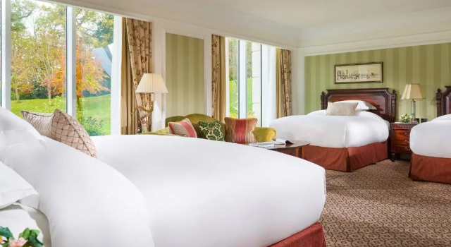 Шестиместный номер Superior Powerscourt Hotel, Autograph Collection