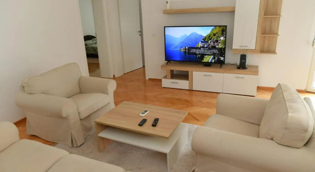 Dobi Apartmani WING, Buchen Sie Hotel Jagodina Zentralserbien