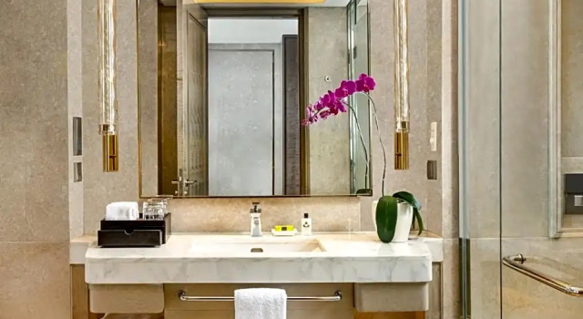 Номер Premium InterContinental Hotels Jakarta Pondok Indah by IHG
