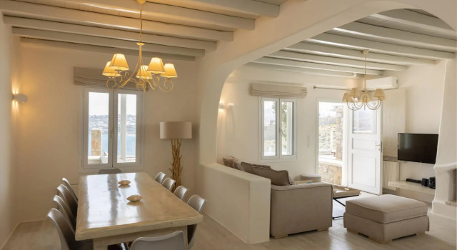 Luxury House with with Jetted Tub & Sea View 3AB
