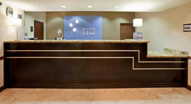Holiday Inn Express & Suites Dallas Park Central Northeast by IHG, Забронировать Отель Отели Ричардсон с завтраком, Завтраки