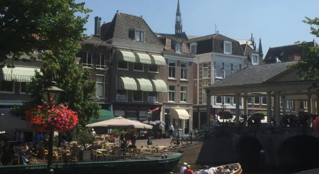 Номер Standard NR22 Leiden
