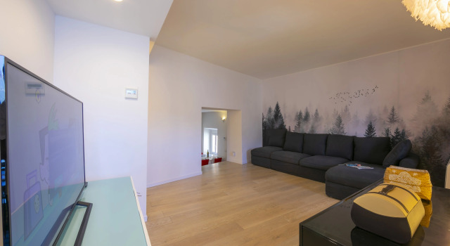 Paradiso del Lago Cristina, Book Apartment Hotels in Como with a Pool, Swimming Pool