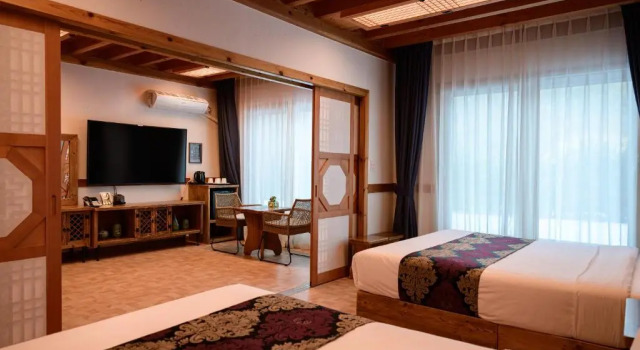 Четырёхместный номер Superior Jeonju Wangyijimil Hanok Hotel