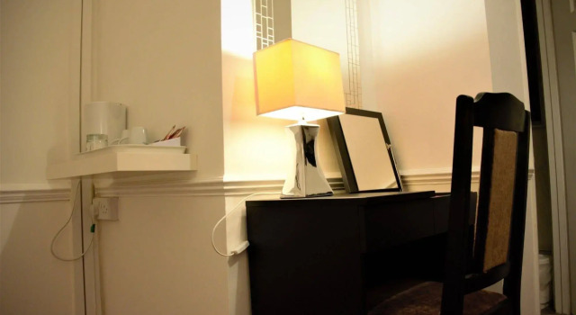 Crown Lodge Guest House