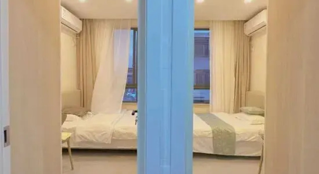 Люкс Comfort Huajian Mandi Homestay (National Exhibition and Convention Center)