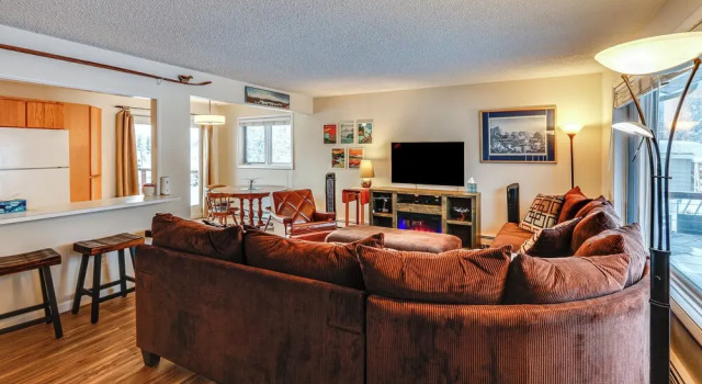 Riverside Retreat: Cozy Fairbanks Home w/ View, Rezerwuj Hotel Fairbanks Alaska