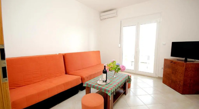 Apartments Vila Dusan, Book Apartment Sutomore Bar County