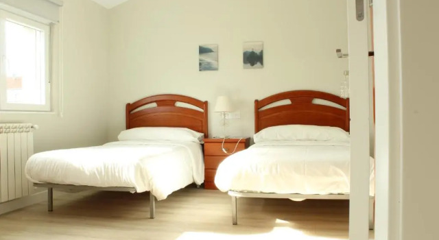 Apartamentos Pantón Ribeira Sacra, Забронировать Апартаменты/квартира Отели Пантон с парковкой, рядом с Monastery of Santa María de Ferreira, Парковка
