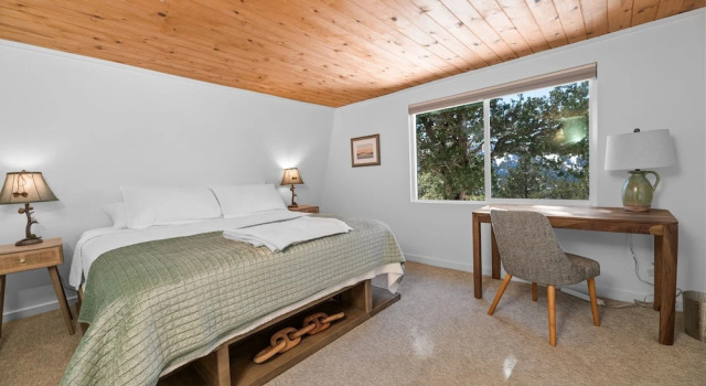 Wolf Haus - Modern Aesthetics Meet Mountain Charm In This Gorgeous Two-story Home 2 Bedroom Home, Prenota Hotel Hotel a Moonridge con parcheggio, Parcheggio