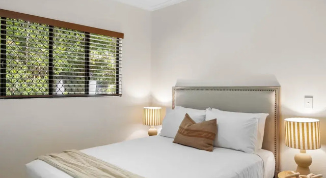 Beachside 4-bed Retreat With Study Nook & Views, Reserva ahora Apartamento Coolum Beach 