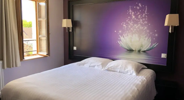 Двухместный номер Standard Logis LHôtel DArc
