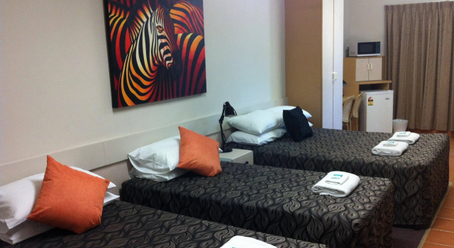 Golden Palms Motor Inn, Réserver Hôtel  