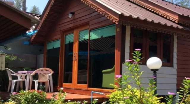 Семейное бунгало Lipe Power Beach Resort