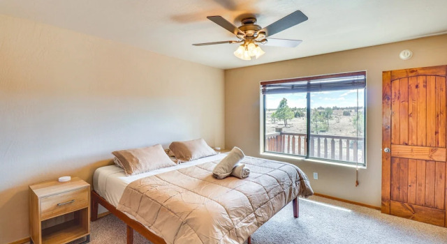 Near Lakes & Trails: Pet-friendly Cabin in Arizona