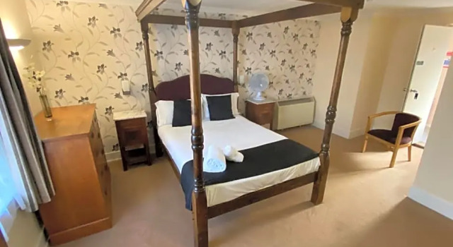 Двухместный номер Standard Zaheers Hotel