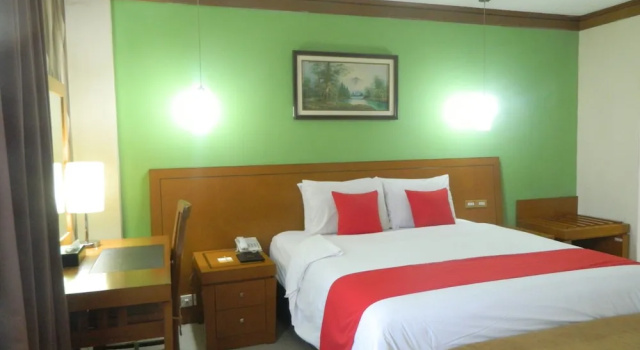 Номер Executive Patra Jakarta