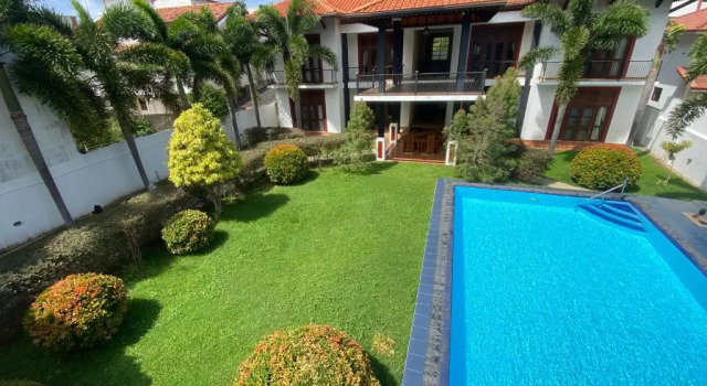 Апартаменты Christima Residence