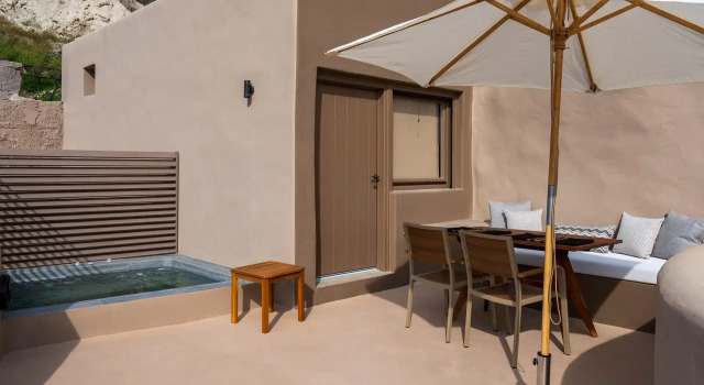 Люкс Litheos Santorini Luxury Cave Suites