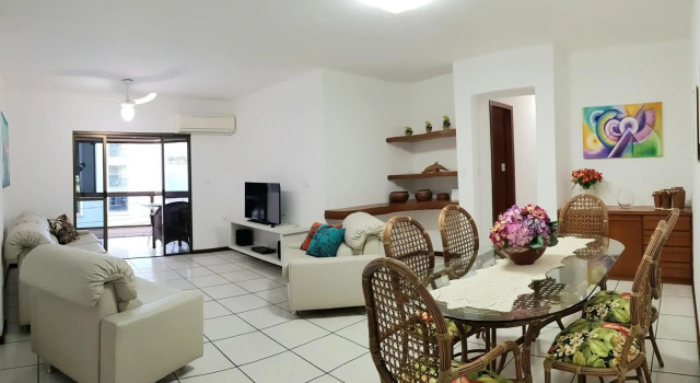 Apto em prédio frente mar, Meia Praia Itapema, 3 dorm, conforto para 8 pessoas, Забронировать Отель Мея-Прая Санта-Катарина