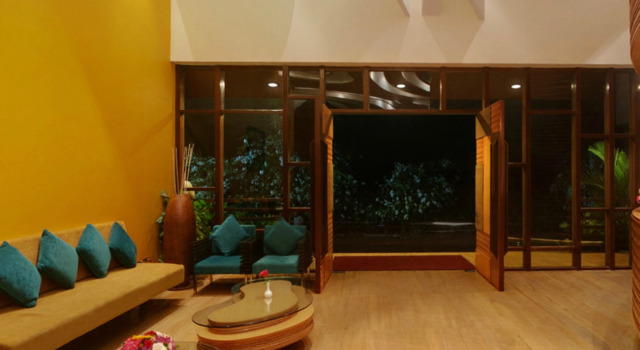 The Golden Crown Hotel & Spa, Colva