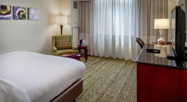Run of House Marriott St. Louis West