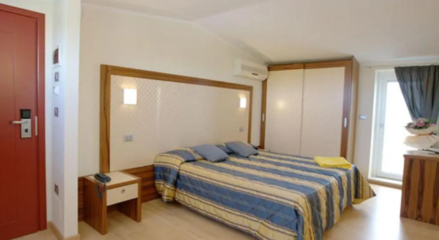 Двухместный номер Comfort с видом на море Junior Family Hotel
