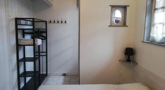 Clos DES Pins , Pavilion for 4 People, in the Heart of the Pine Forest, Heated Swimming Pool