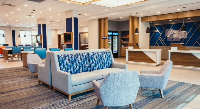 Holiday Inn Express - Des Moines - Ankeny by IHG, Book Hotel Ankeny Iowa